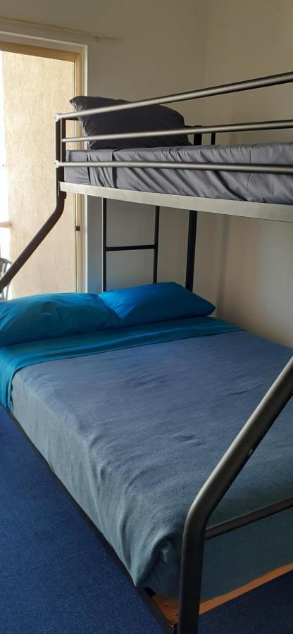 Gold Coast Hostel Buitenkant foto